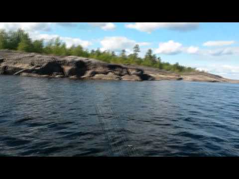 Видео: Рыбалка в шхерах Ладоги, залив Лехмалахти
