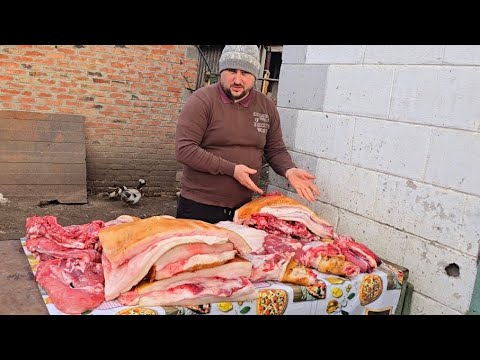 Видео: Забой вьетнамской свиноматки, какой вес?