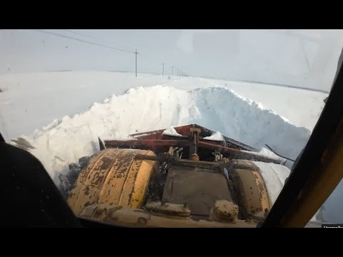 Видео: Автопилот на Кировец. Расточка К-700 в Оренбургской области. Вскрываю отведенную  дорогу.