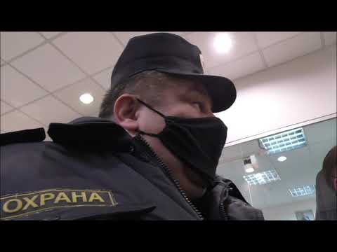 Видео: Савёловский рынок. Съёмка запрещена. Под нос маску носить нельзя.  Закон здесь совершенно другой.