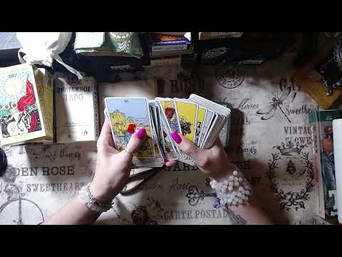 Видео: Мои колоды Уэйта-Смит и не только они )