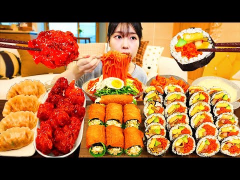 Видео: ASMR MUKBANG| Острая липкая лапша, кимбап, приправленная курица, жареные рисовые шарики с тофу.