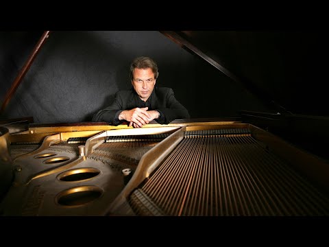 Видео: Подберу музыку _ Р. Паулс Cover