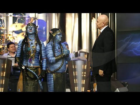 Видео: Много СМЯХ с Виктор Калев - Шоуто на Слави