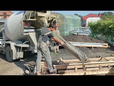 Видео: строительство уличного бетонного бассейна. часть 2