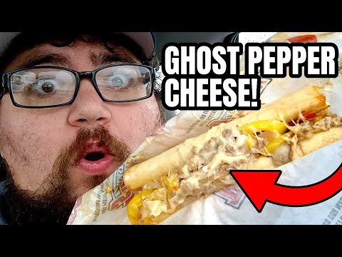 Видео: Пробуем НОВЫЙ Мега Чизстейк от Penn Station + Сыр Призрачный Перечный!
