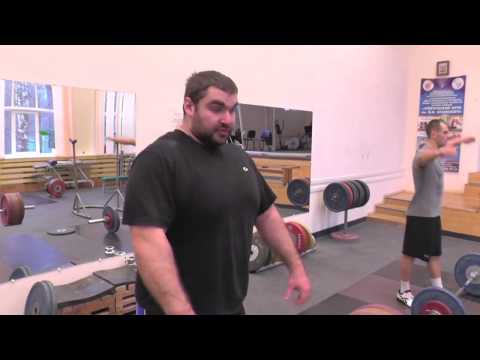 Видео: #Тяжелаяатлетика"Тренируются профессионалы" #Weightlifting