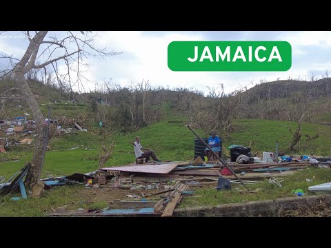 Видео: Вождение на САМЫХ ОПАСНЫХ дорогах Ямайки после разрушений, вызванных ураганом Мелисса