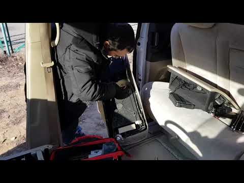 Видео: Toyota Alphard Н10 гибрид 2.4