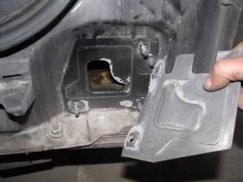 Видео: Установка фаркопа  RENAULT SCENIC III (07/ 2009-- )
