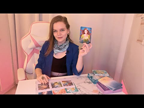 Видео: Асмр Гадание | Что Он Обо Мне Думает 🦄