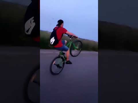 Видео: stunt  на велике #bikelife #mtb #stunt