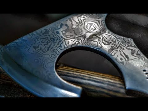 Видео: Как сделать красивый узорчатый дамасский одноручный топор