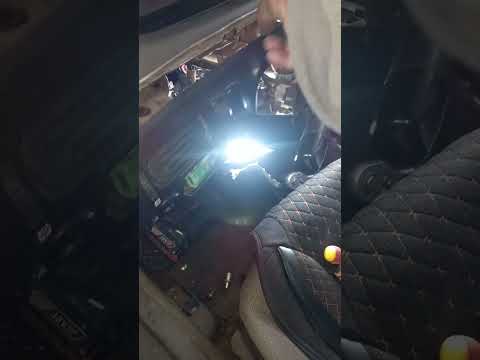 Видео: замена радиатора печка Mazda 626 Cronos  4ч