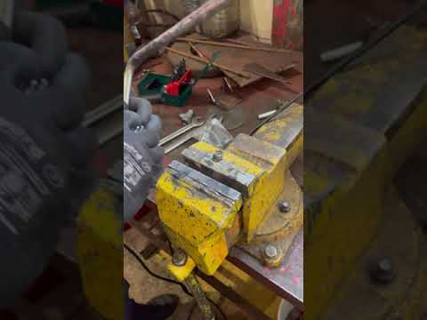 Видео: ремонт трубок гидравлики