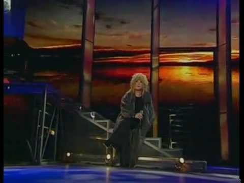 Видео: Алла Пугачёва - Речной трамвайчик (2001)