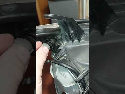 Видео: Регулировка фар Toyota ESTIMA Hybrid AHR20