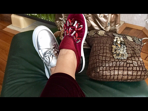 Видео: ASMR VIDEO МОИ ВЕСЕННИЕ ОБНОВКИ СУМКИ 🎒ОБУВЬ 👠РАЗНЫЕ ТРИГГЕРЫ ШЁПОТ АСМР ВИДЕО НА РУССКОМ