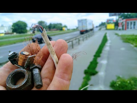 Видео: Что можно найти из металлолома на обочине у дороги