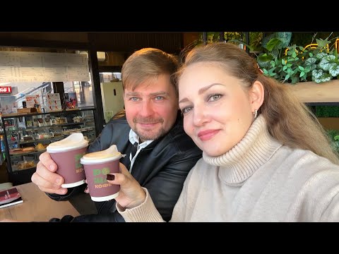 Видео: ВЛОГ Я в шоке 😨 Мне исполнилось 40 лет ! Распродаем вещи с чердака ! Расхламление ! 