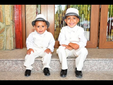 Видео: Свето кръщение на Румен и Виктор от с. Въглен, Варненско