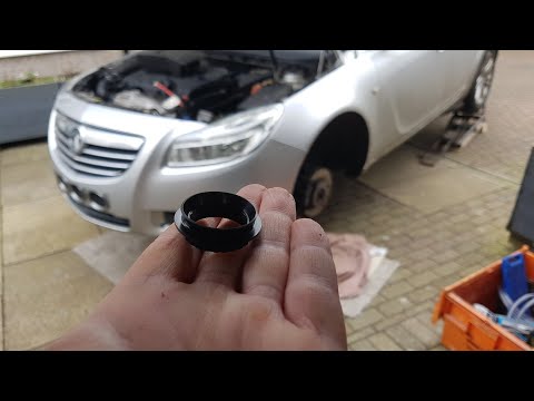 Видео: Уплотнитель/прокладка маслозаборника Vauxhall Insignia. Предупреждение о низком давлении масла.