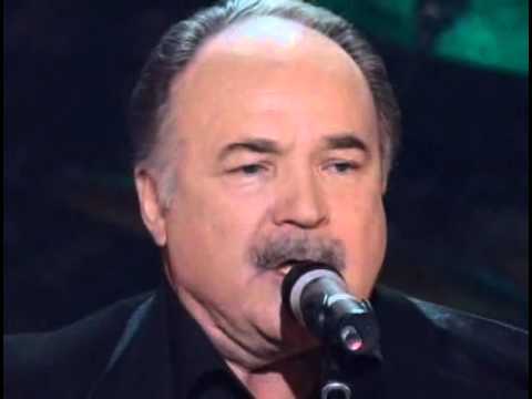 Видео: Николай Губенко исполняет песню В.С.Высоцкого