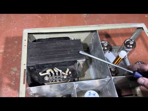 Видео: АМ-передатчик на 3МГц на 4-х 6п45с с заземлёнными сетками для юного радиохулигана