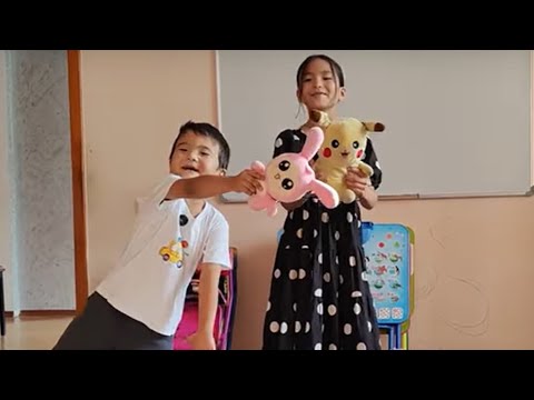 Видео: Мұғалім қыз - Сәлима (ойыншықтар игрушки)