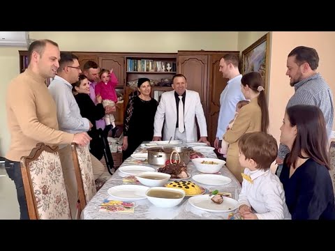 Видео: Семья Кирнев - ПАСХА 2023 (Пасхальный обед дома в кругу семьи)