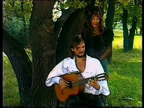 Видео: Цыганский (старинный) очень красивый  романс "Голубчик" / Beautiful Gypsy Song /  Ансамбль "Изумруд"