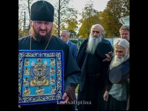 Видео: Акафист Пресвятой Богородице🙏.Читает иерод.Илиодор