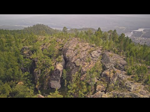 Видео: Живописные скалы и вершины . Р. Витим у  п. Мамакан