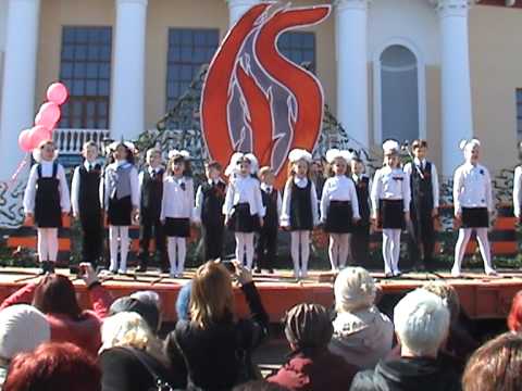 Видео: Печора "Непоседы" 9 Мая 2010 год - "Детская-День Победы"