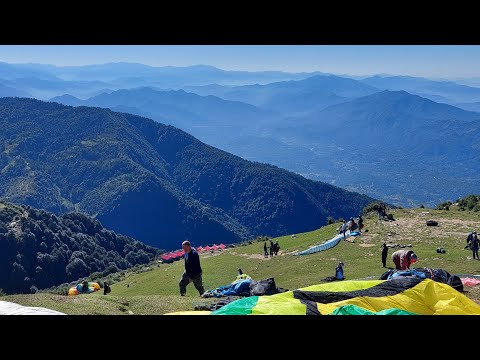 Видео: Жизнь парапланеристов в индийских Гималаях