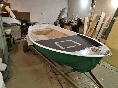 Видео: Пластиковая лодка . Ремонт и тюнинг . (4)