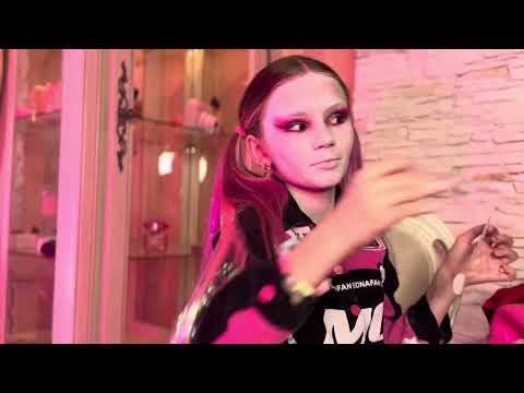 Видео: Макияж Monster High 😈