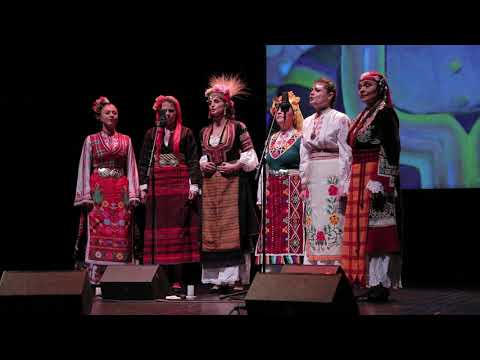 Видео: Нина Николина и Магическите гласове - „Вечеряй Радо“