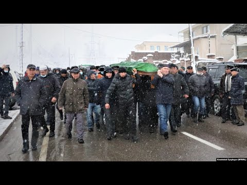 Видео: "Ешбір ұры ол сияқты отырмады". Арон Атабекті ақтық сапарға шығарып салды