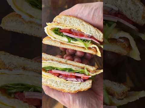 Видео: ПРОСТОЙ И ВКУСНЫЙ ЗАВТРАК 😋