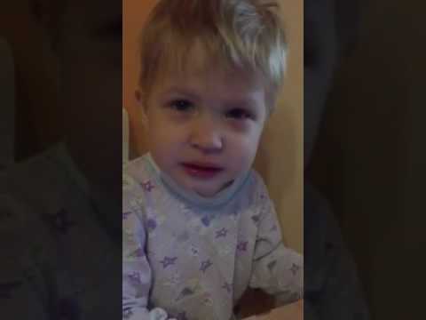 Видео: Чудодейственная сила Каланхоэ))))Мой сыночек чихает. очень смешно!