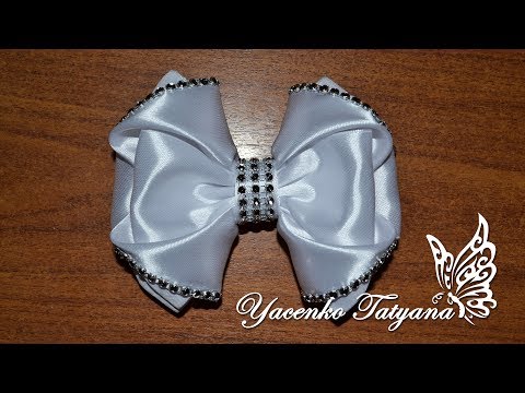 Видео: Мастер класс изготовления заколки с бантом в школу к 1 сентября  / DIY можно на ободок