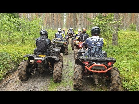 Видео: КВАДРОЦИКЛЫ в поисках БОЛОТА  РАЗБИТ RENEGADE 1000 травмы у райдера