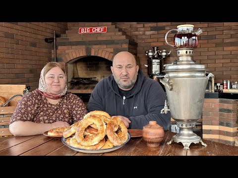 Видео: Street food - Узбекские Лепёшки с Рубленным Мясом !