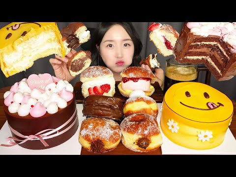 Видео: ИДЕАЛЬНОЕ СОЧЕТАНИЕ😋 ВЗБИТЫЙ КРЕМОВЫЙ ТОРТ & ШОКОЛАДНЫЙ ПОНЧИК ASMR ЗВУКИ ЕДЫ МУКБАНГ