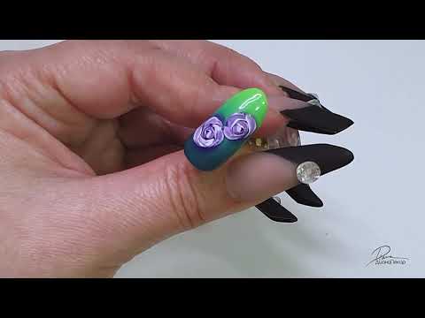 Видео: Розы на ногтях. Нежный маникюр. градиент на ногтях.