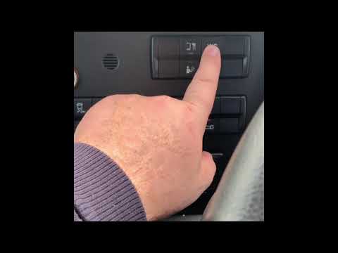 Видео: Обзор Мерседес Туризмо Рабочее место водителя автобуса