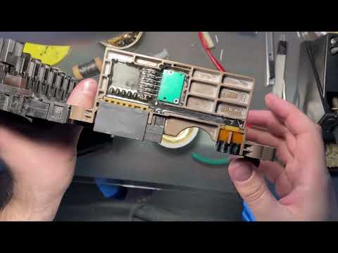 Видео: Ремонт мехатроника BMW 6HP26 устранение ошибки в EGS L1-L4 Sensor DTC 5088