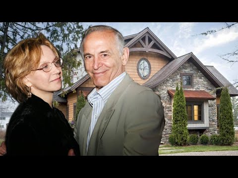 Видео: Ирина Купченко как живет после ухода Василия Ланового Любовь всей жизни и факты из жизни актеров