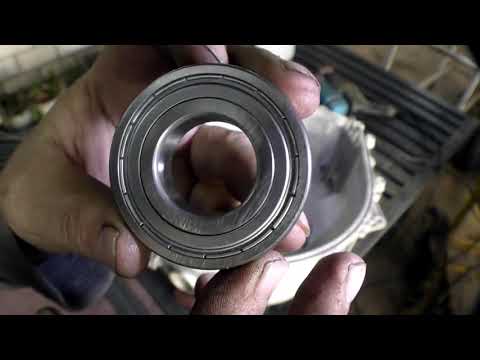 Видео: Ответы на вопросы зрителей и ремонт машинки Электролюкс.  Так сможет каждый!